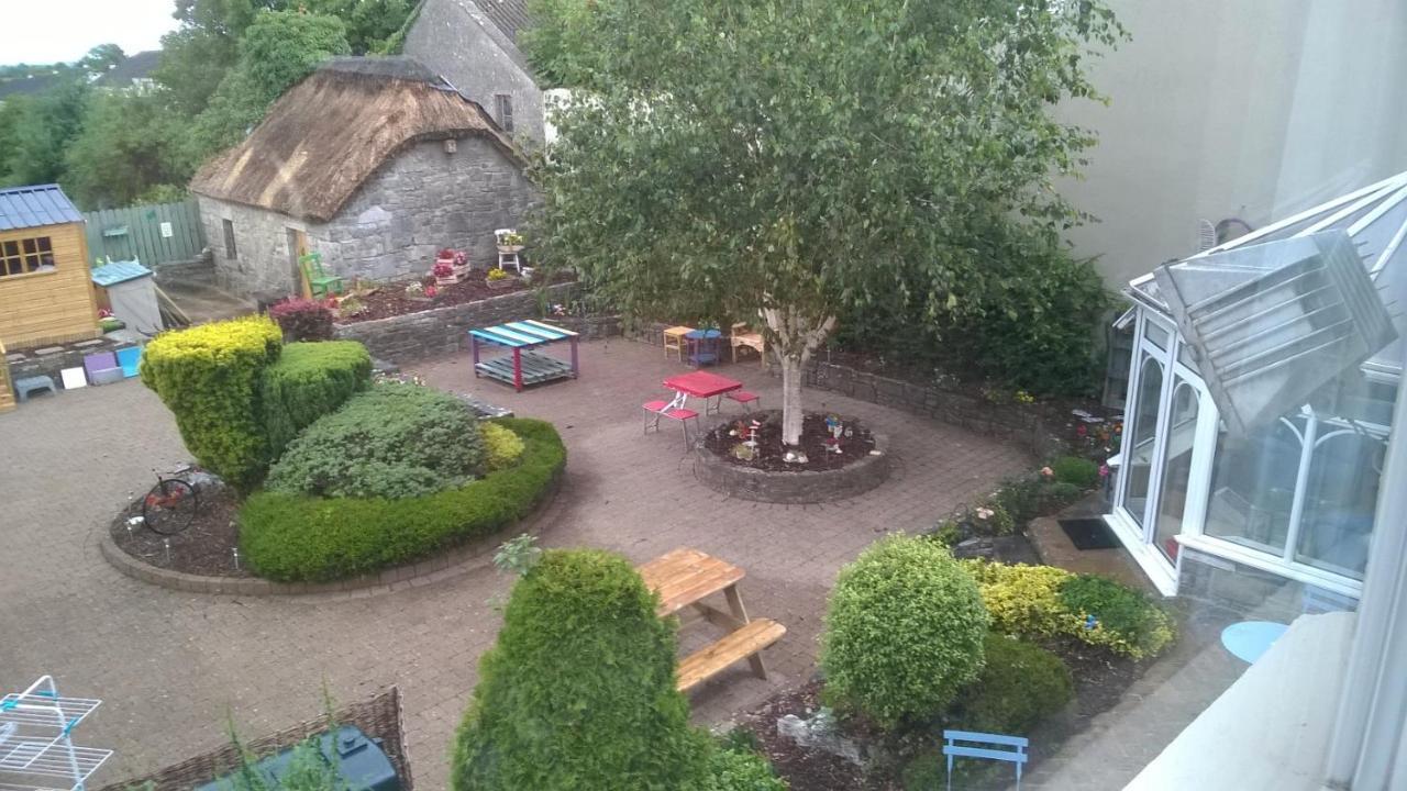 The Townhouse Bed and Breakfast Elphin Buitenkant foto